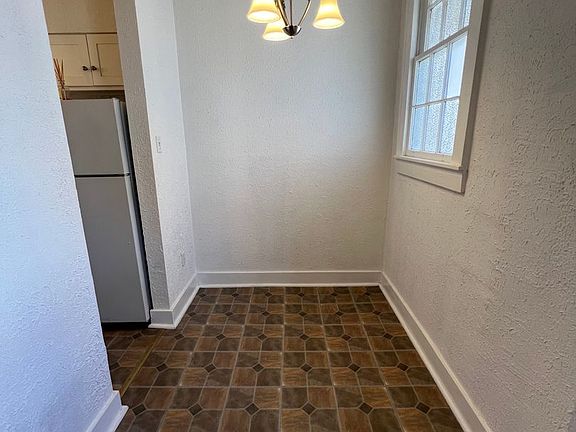 4th image of 1301 Napoleon Ave APT M