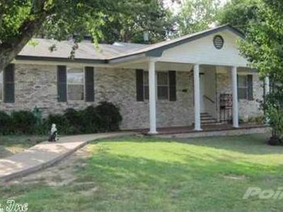 1815 Lakeshore Dr, Heber Springs, AR, 72543