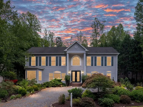 143 Edgemont Cir, Locust Grove, VA 22508