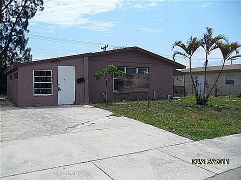 2nd image of 2050 NW 5th Ter