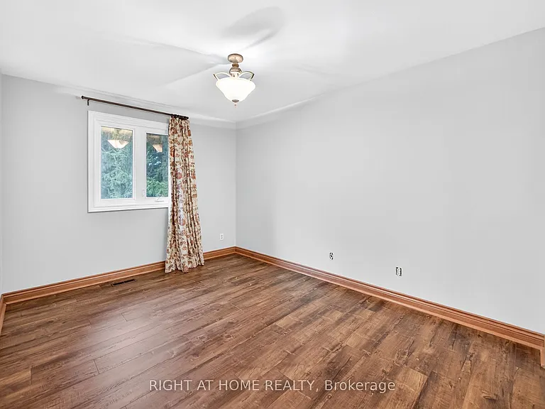 20 Pine Ridge Ln — Photo 17