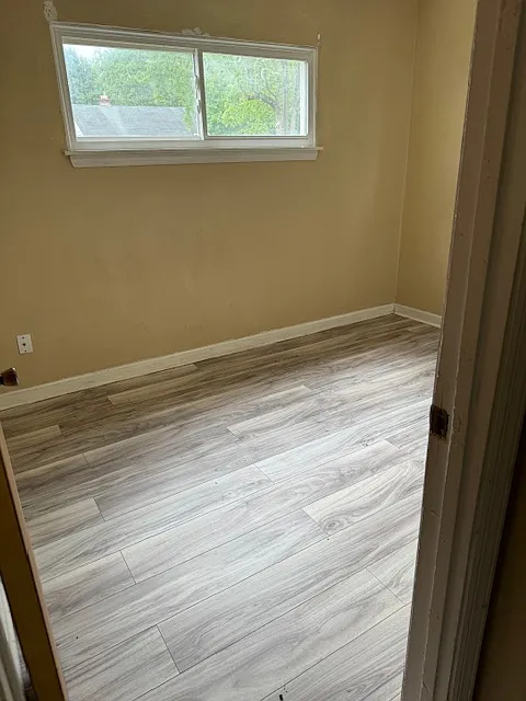2 bed, 850 sqft, $1,300 — Photo 2