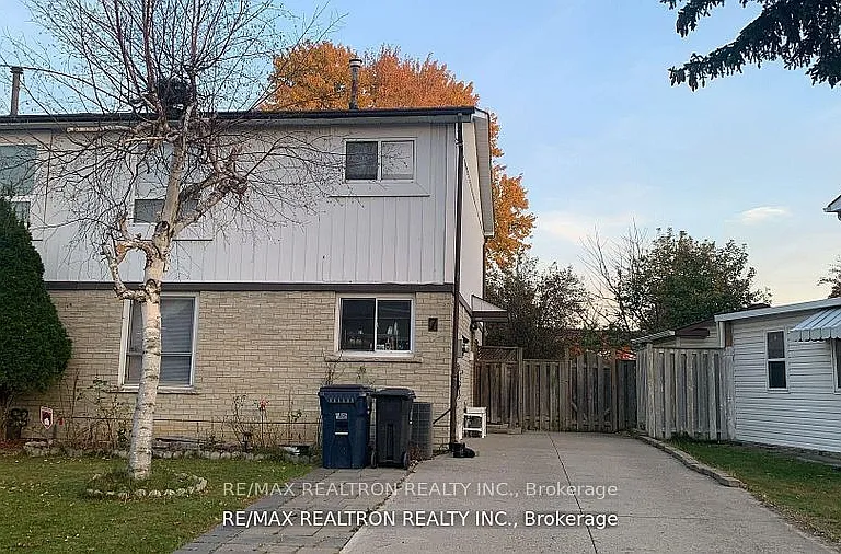 7 Parsell Sq — Photo 1