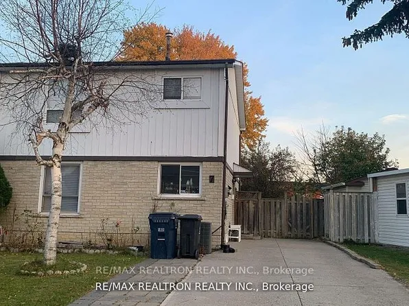 7 Parsell Sq, Toronto, ON M1B 2A5