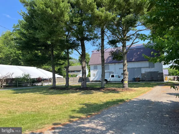 639 Windsor Perrineville Rd, East Windsor, NJ 08520