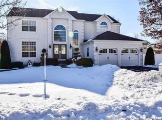 27 Equestrian Rd, Egg Harbor Township, NJ 08234