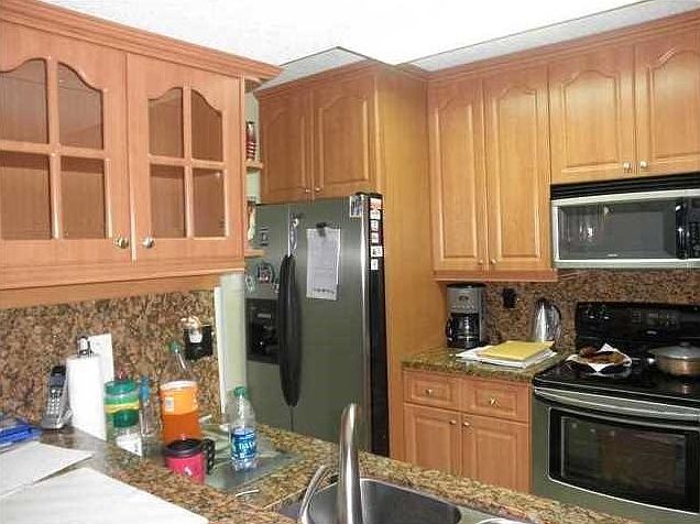 1st image of 586 NW 114th Ave APT 204