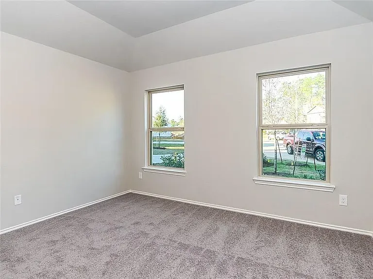 20329 W 194th St — Photo 12