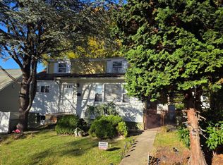 27 W End Ave, Bogota, NJ 07603