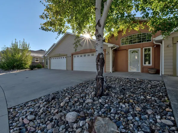 5213 Hayloft Ln, Rapid City, SD 57703