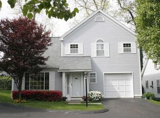 49 Top Gallant Rd UNIT 18, Stamford, CT 06902