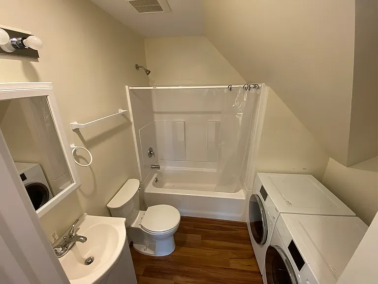 91 E Spring St — Photo 6