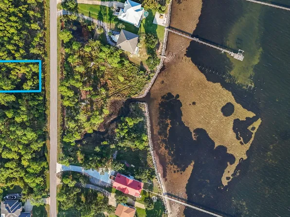 5500 Soundside Dr, Gulf Breeze, FL 32563