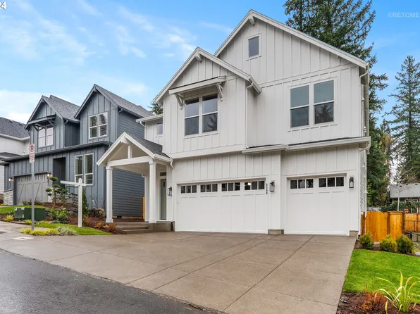 8088 SW Knudsen Pl, Portland, OR 97223