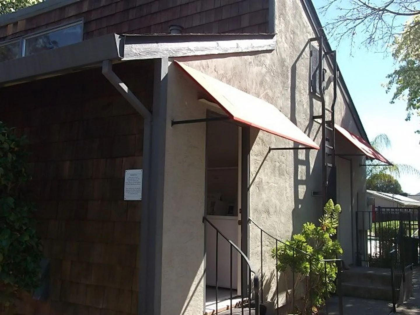 Willow Park Apartments — Photo 4