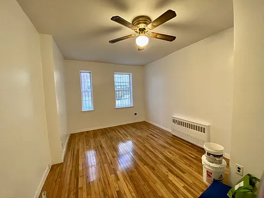 Rented by Irving Properties of New York, LLC | media 10