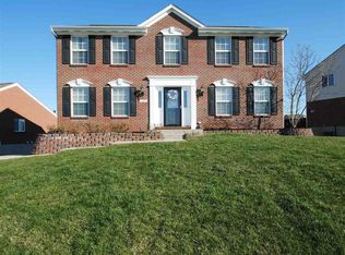 1075 Breckenridge Ln, Hebron, KY 41048