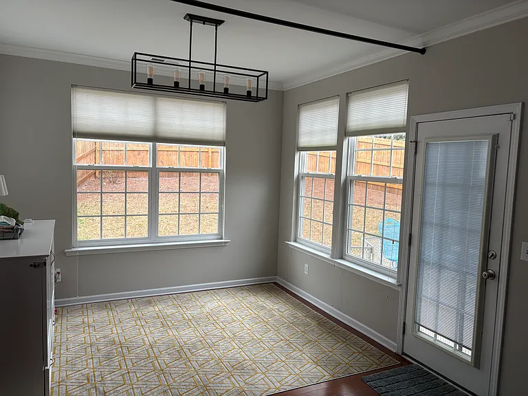 4662 Crown Pkwy — Photo 5