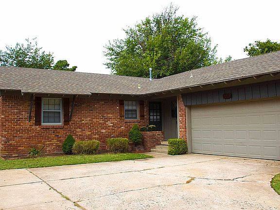 3rd image of 9909 Village Dr