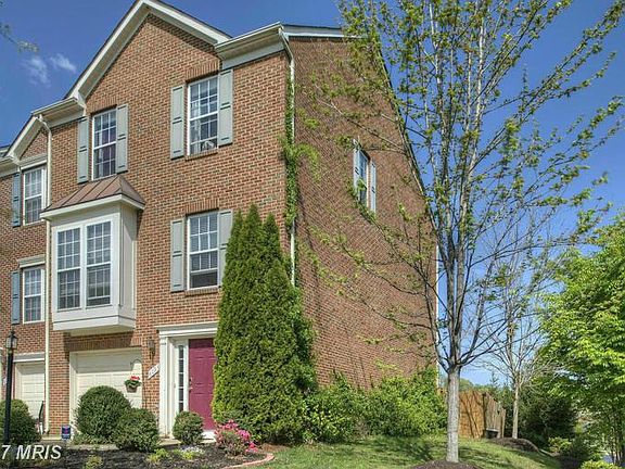 2nd image of 8093 Horseshoe Cottage Cir