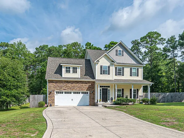 102 Old Dock Landing Road, Sneads Ferry, NC 28460
