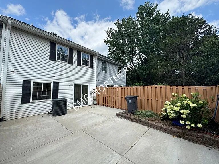 8763 Bretton Woods Dr — Photo 40