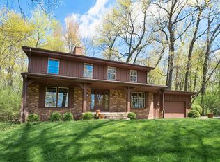 N67W31172 Chenequa Cir, Hartland, WI 53029