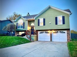 100 W Calico Dr, Raymore, MO 64083