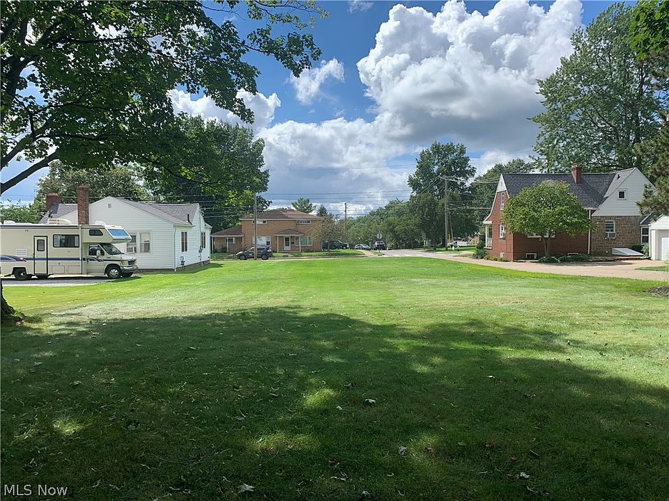 2nd image of West St