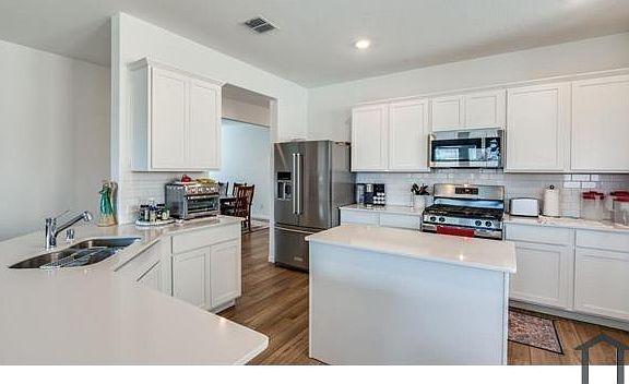 2nd image of 8424 Gray Squirrel Ln
