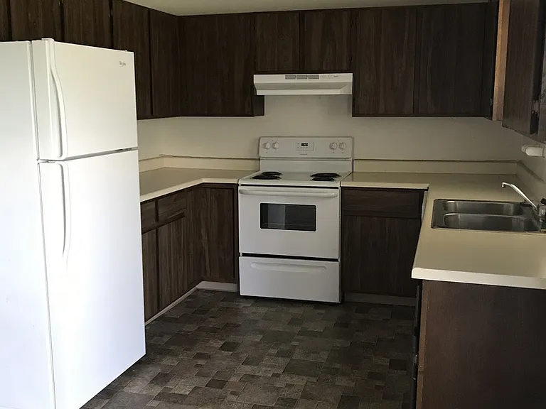 2101 S Garfield St — Photo 16
