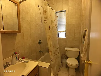 Rented by Sterea Agency