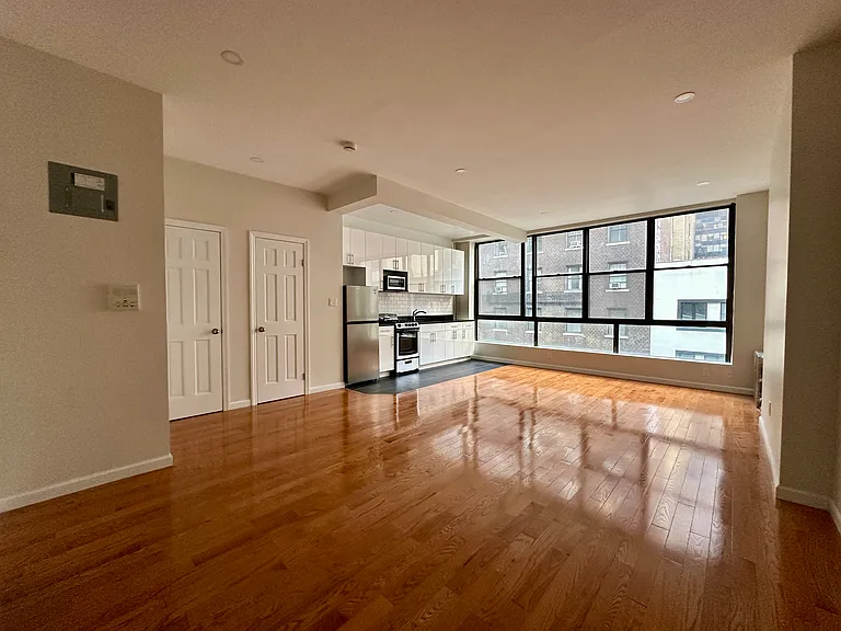 50 W 55th St #5F — Photo 1