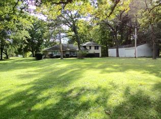 205 Wallace Dr, Cary, IL 60013