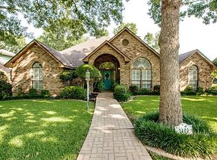 3401 Jerry Ln, Arlington, TX 76017