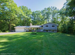 27200 Irwin Rd, Richmond, MI 48062