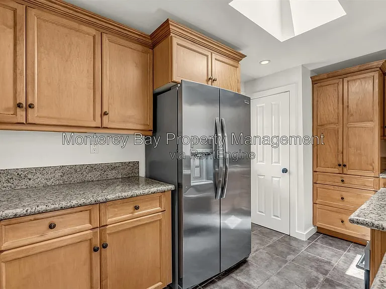 414 Monterey Ave — Photo 7