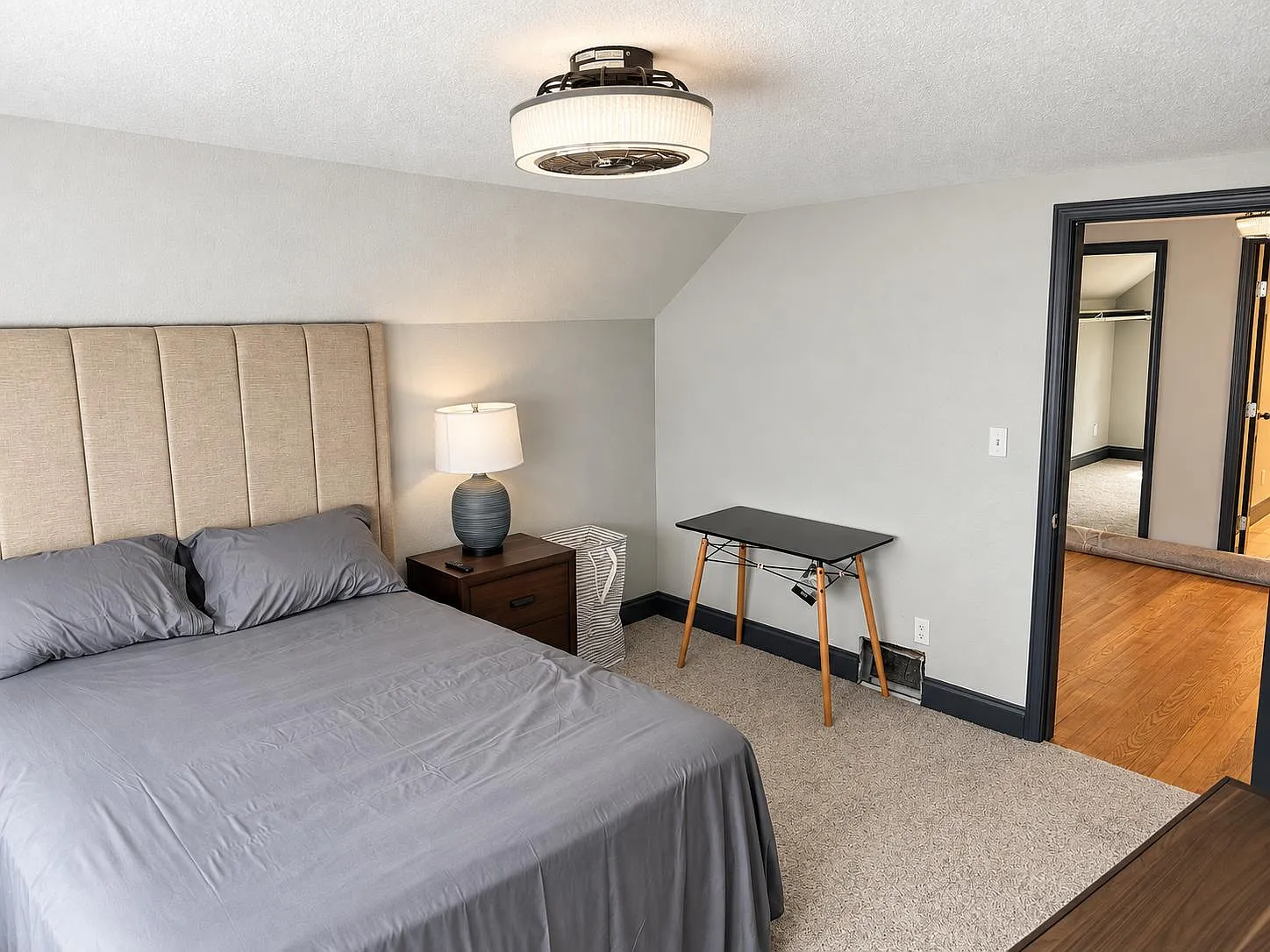 4 bed, 3.0 bath, 2873 sqft, $1,139 — Photo 2