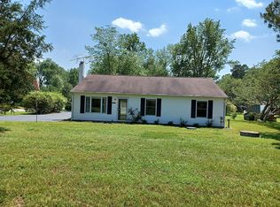 4152 Hickory Fork Rd, Gloucester, VA 23061
