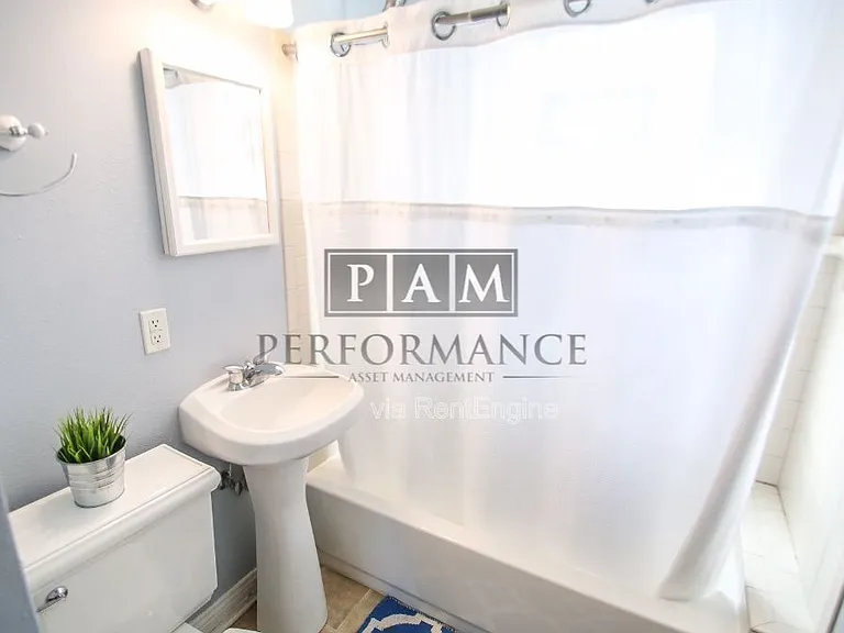 4795 N Idlewild Ave — Photo 10