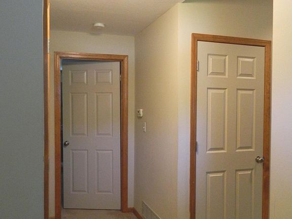 Spacious entry hall.