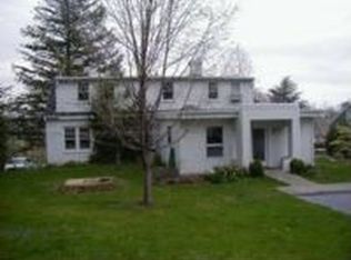 136 Northview Dr, Lancaster, PA