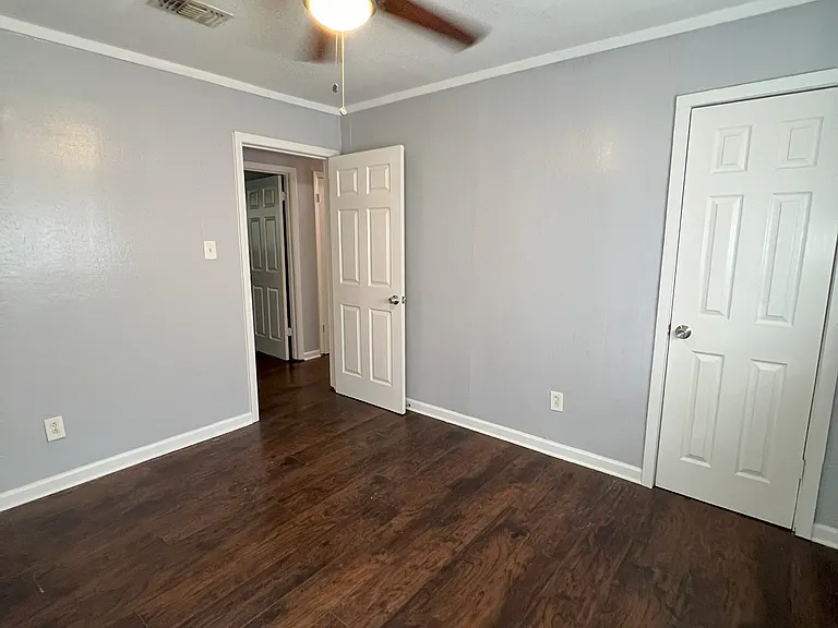 2007 Solar Ln #2007 — Photo 11