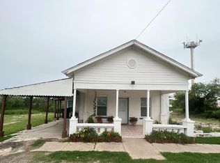 533 Commercial St, Eagle Pass, TX 78852