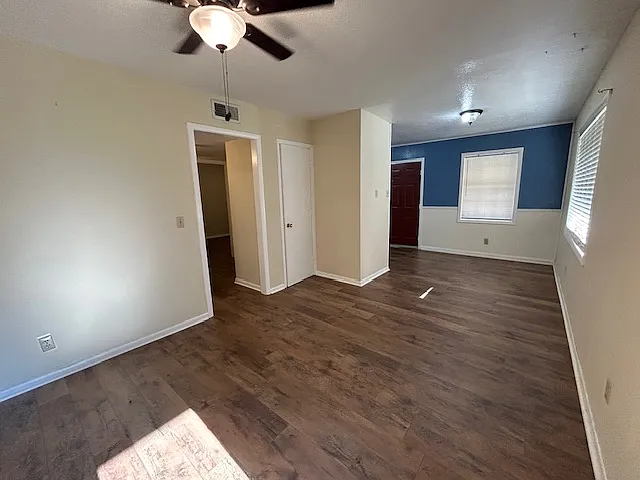 2 bed, $850 — Photo 4