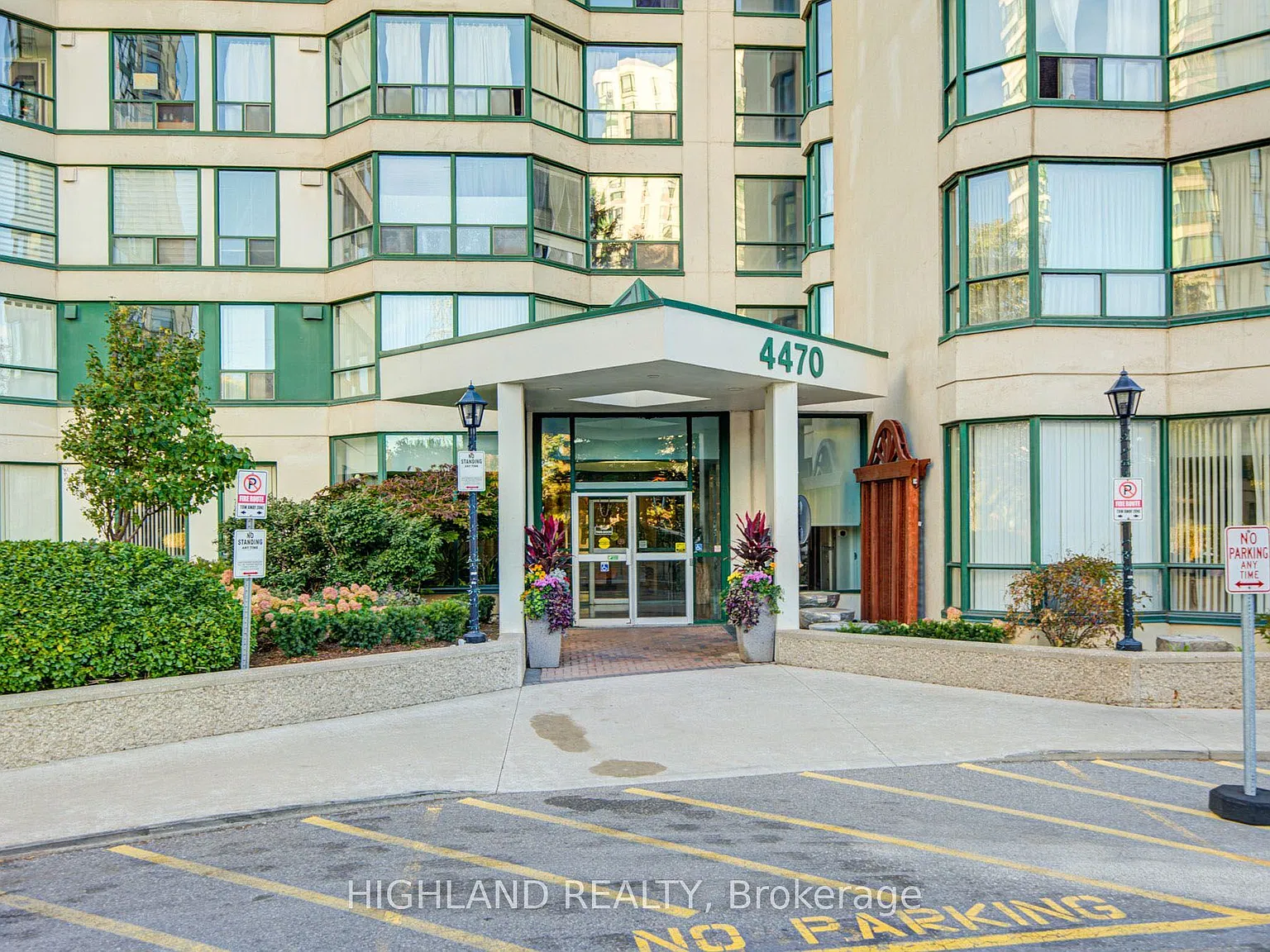 3 bed, $2,700 — Photo 4