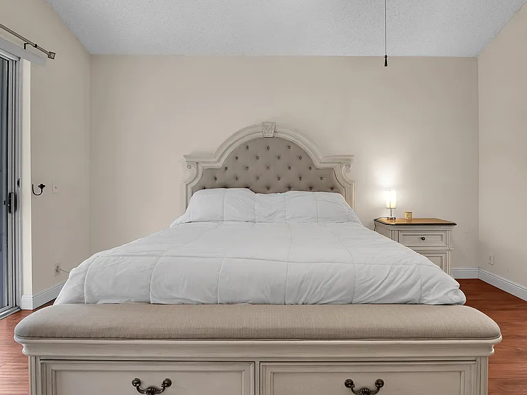 7705 Forest Green Ln — Photo 17