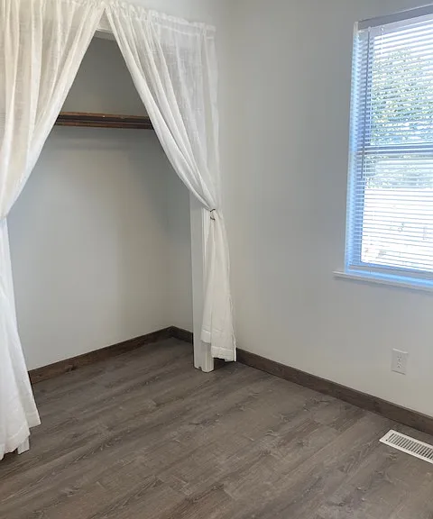 122 Limerick Dr — Photo 11