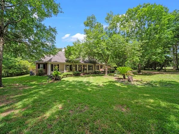 32819 Couples Court, Magnolia, TX 77354