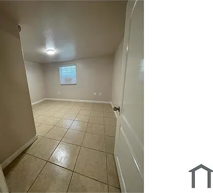 2 bed, 900 sqft, $995 — Photo 3